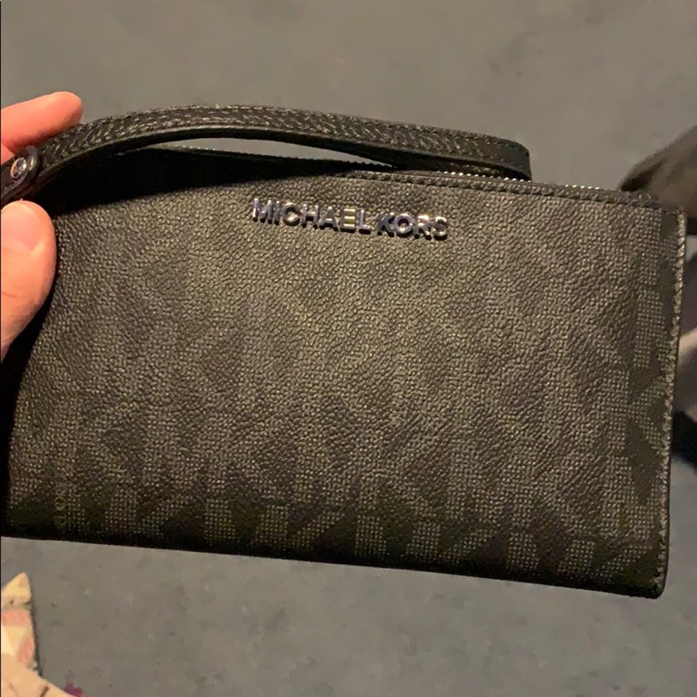 Michael Kors wallet